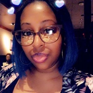 Meet your Posher, Latasha